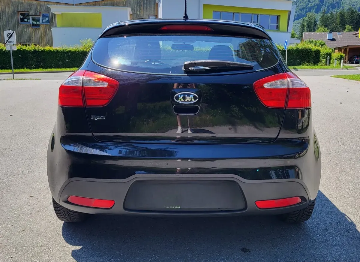 Kia Rio 2011 photo 3