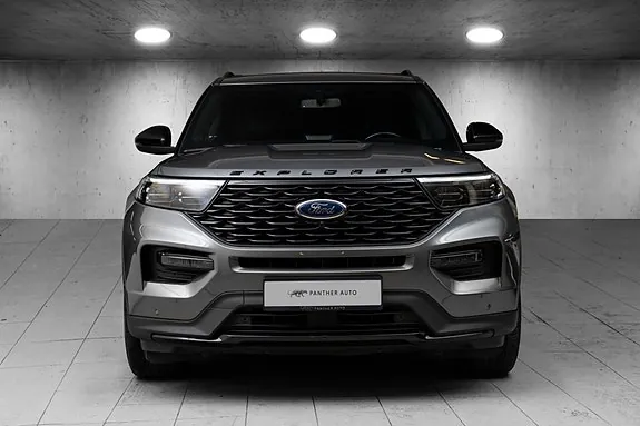 Ford Explorer 2022 photo 4