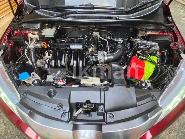Honda Grace 2015 photo 4