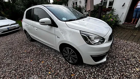 Mitsubishi Space Star 2016 photo 2