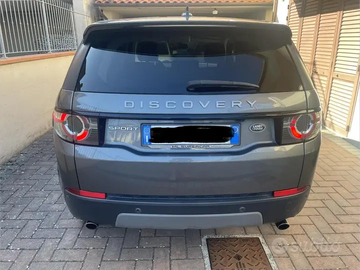 Land Rover Discovery Sport 2015 photo 4