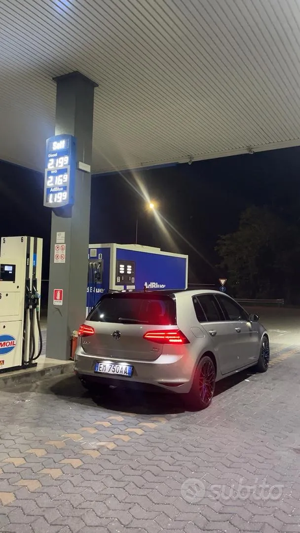 Volkswagen Golf 2013 photo 2