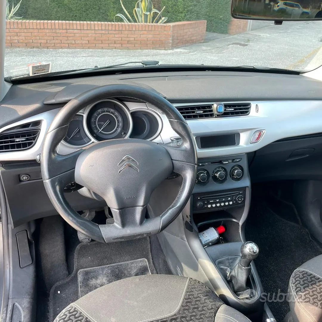 Citroen C3 2011 photo 5