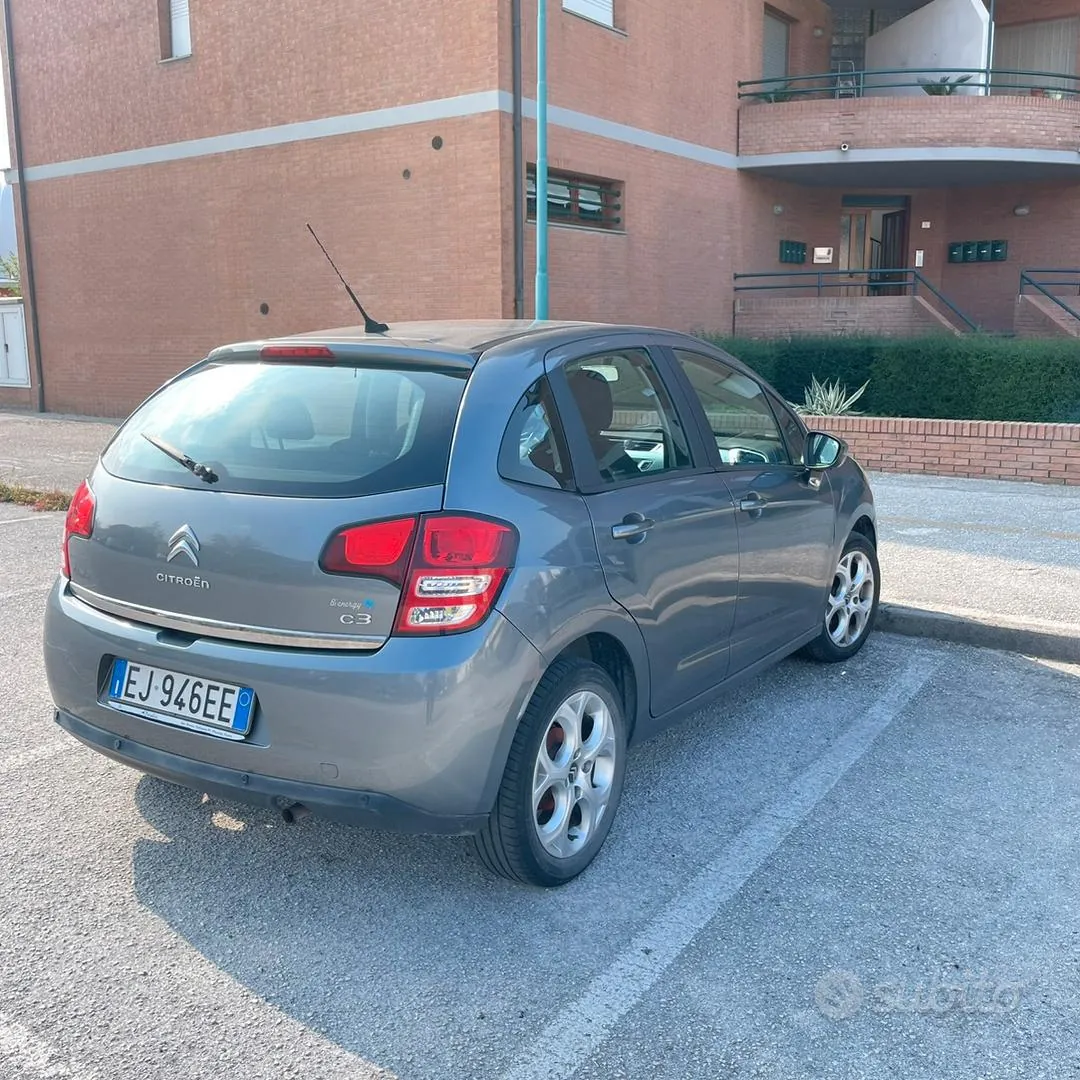 Citroen C3 2011 photo 4