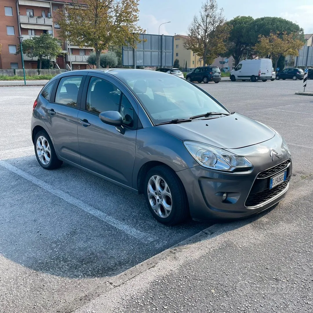 Citroen C3 2011 photo 2