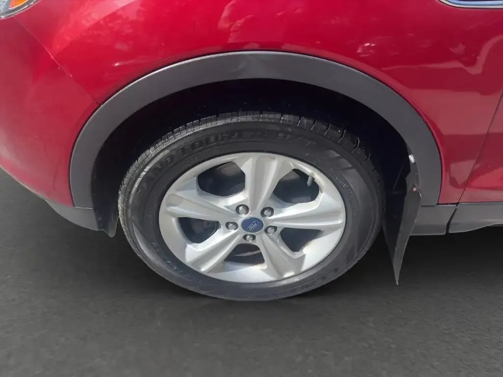 Ford Escape 2014 photo 2