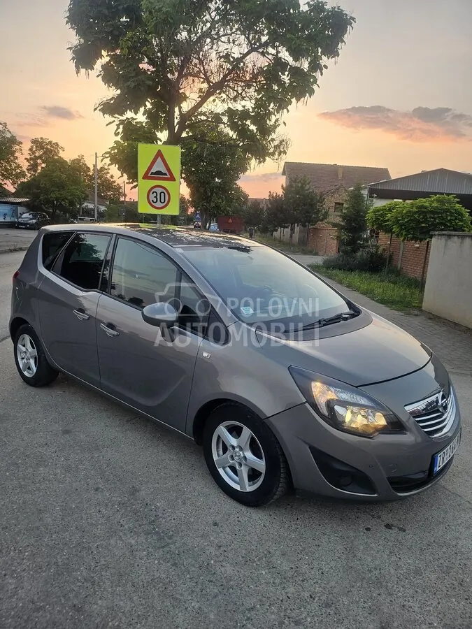 Opel Meriva 2010 photo 4