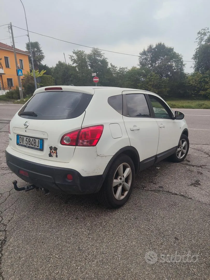 Nissan Qashqai 2009 photo 3
