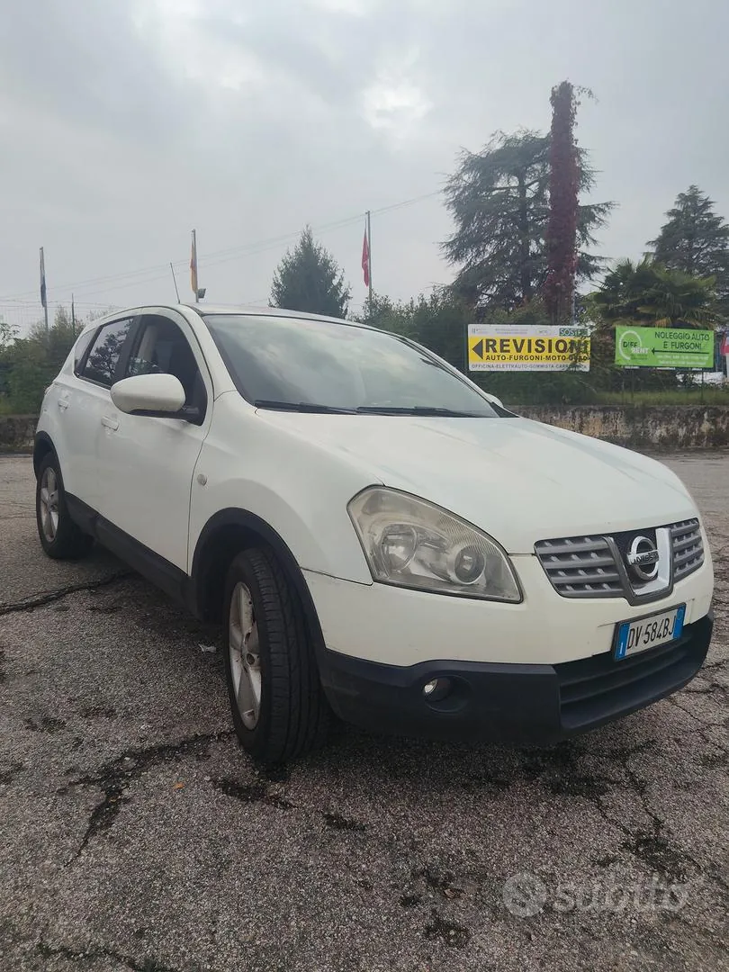 Nissan Qashqai 2009 photo 2
