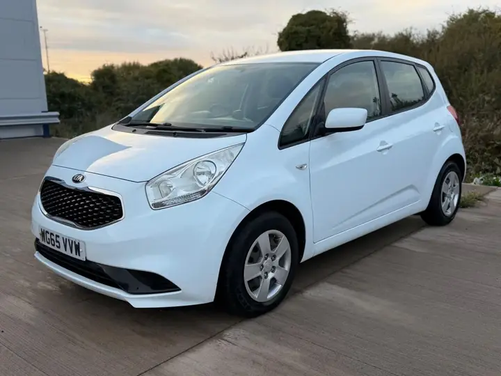Kia Venga 2015 photo 2
