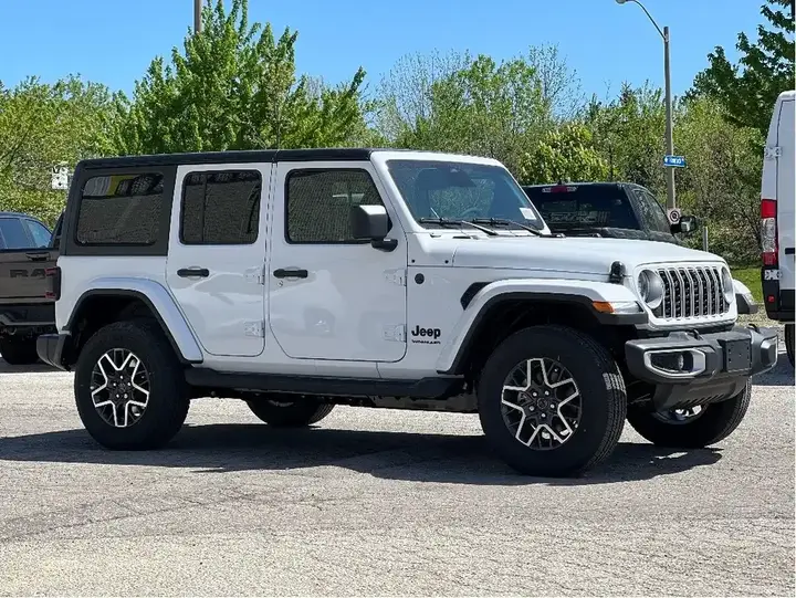 Jeep Wrangler 2026 photo 3