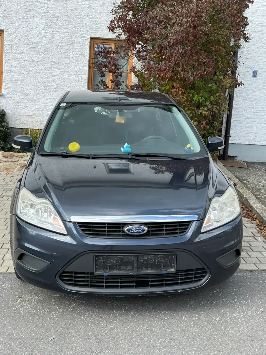 Ford Focus 2009 photo 2