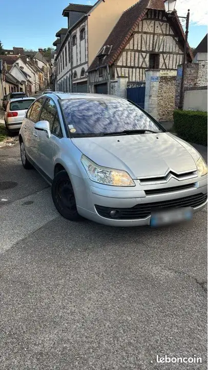 Citroen C4 2008 photo 2