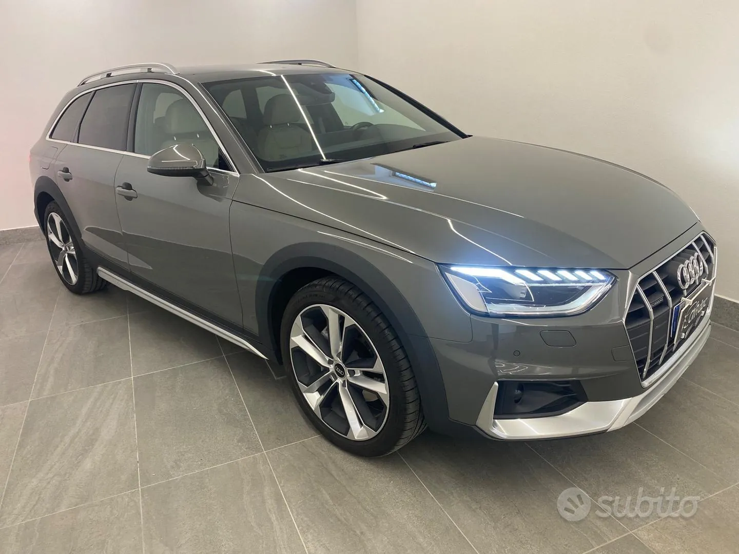 Audi A4 2022 photo 3