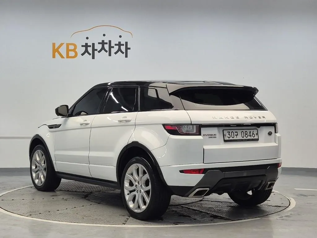 Land Rover Range Rover Evoque 2016 photo 2