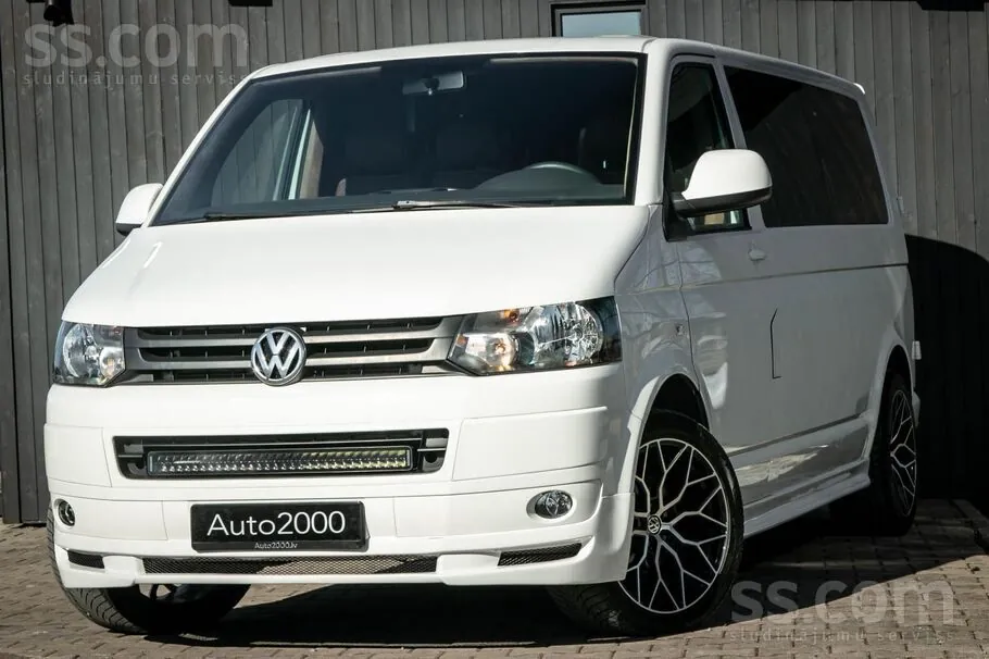 Volkswagen Caravelle 2013 photo 2