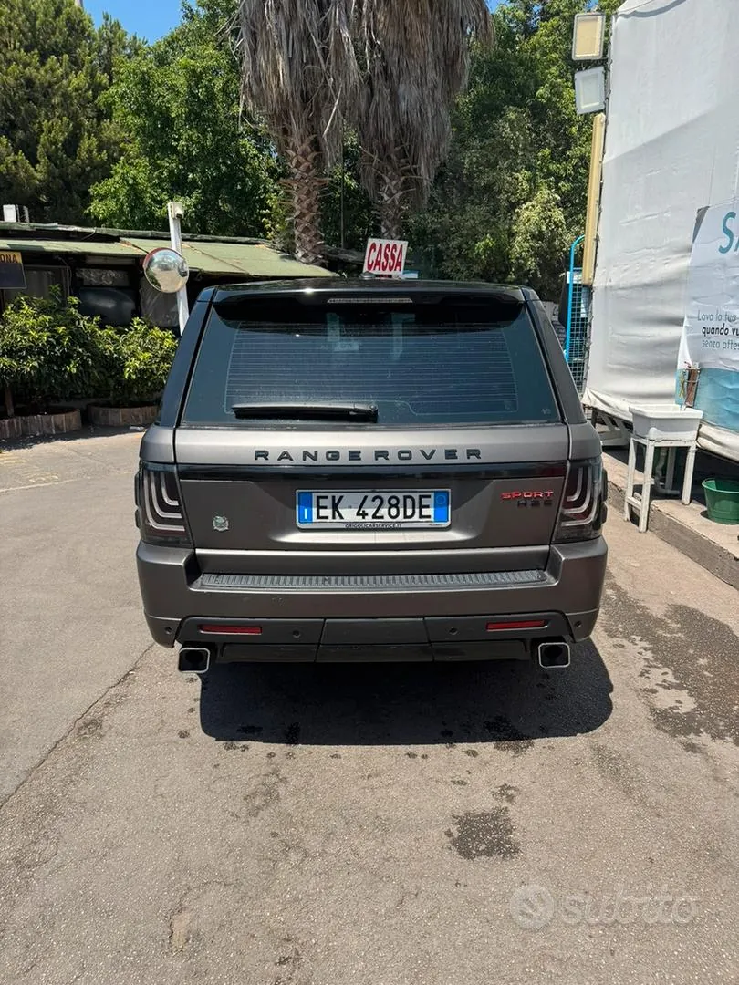 Land Rover Range Rover Sport 2011 photo 5