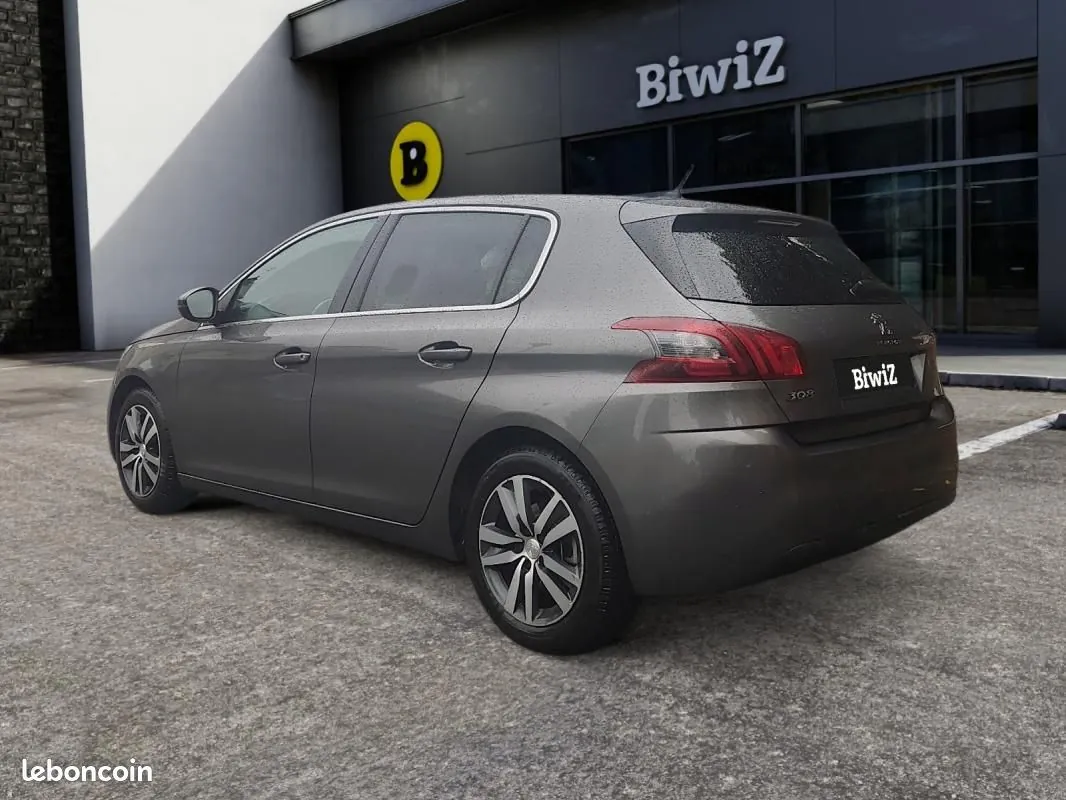 Peugeot 308 2019 photo 3