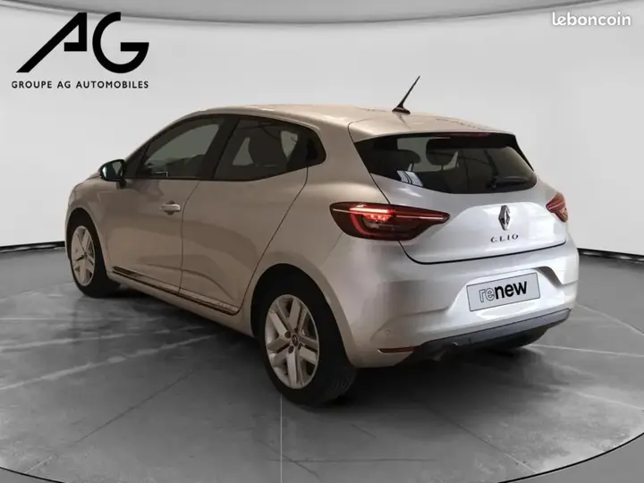 Renault Clio 2022 photo 4