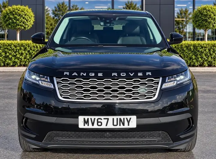 Land Rover Range Rover Velar 2017 photo 2