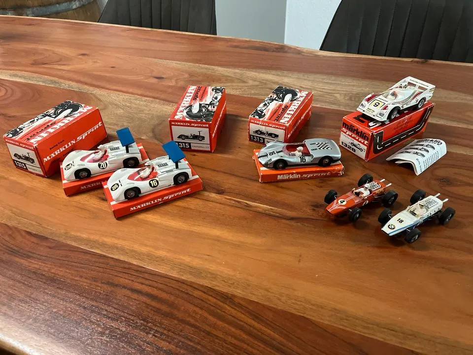 Märklin Sprint Rennbahn Autos Carrera Porsche Bmw Chapparall2E