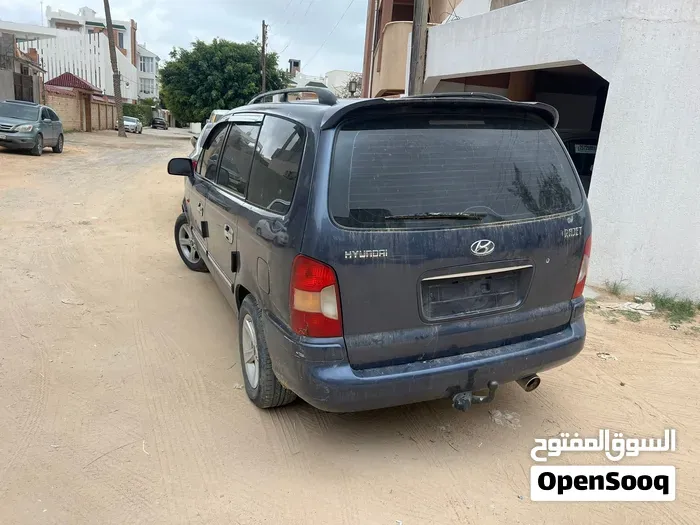 Hyundai Trajet 2004 photo 4