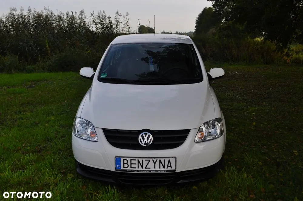 Volkswagen Fox 2009 photo 2