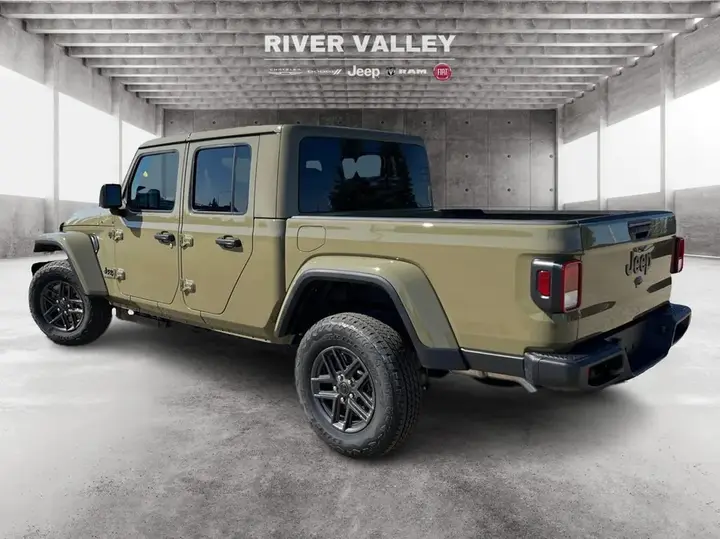 Jeep Gladiator 2026 photo 5