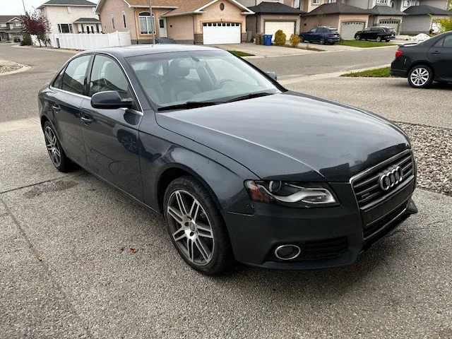 Audi A4 2010 photo 4