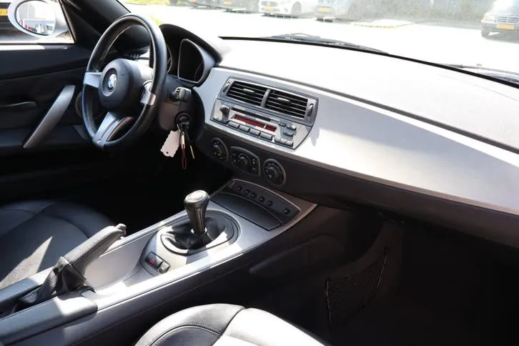 BMW Z4 2003 photo 2