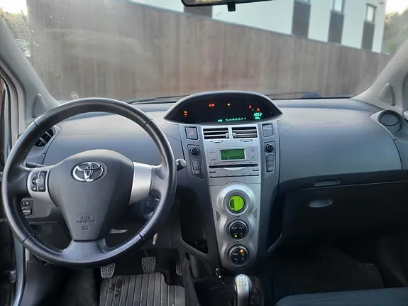 Toyota Yaris 2008 photo 5