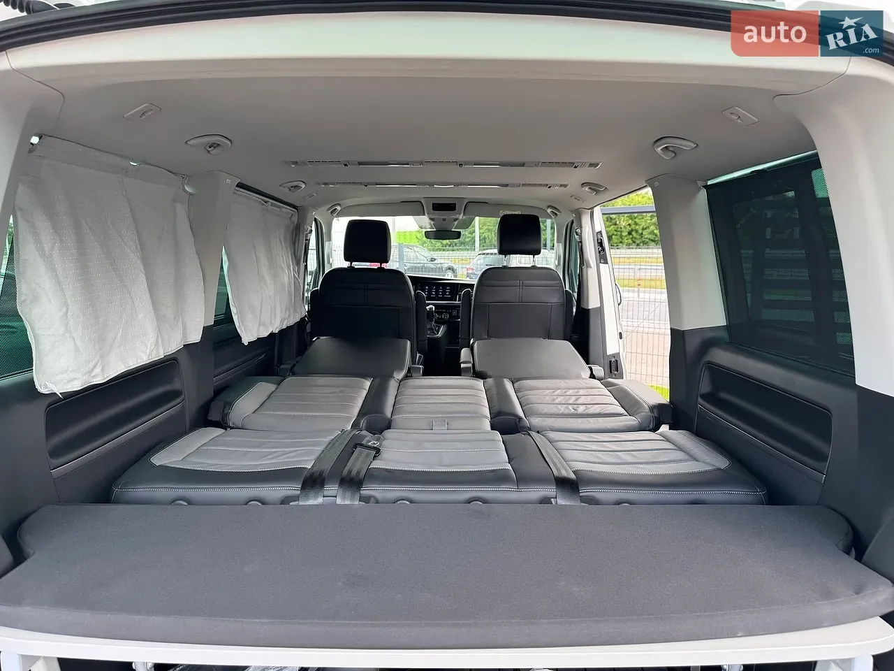 Volkswagen Multivan 2020 photo 5