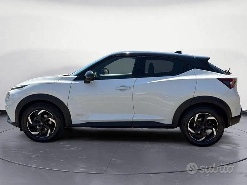 Nissan Juke 2023 photo 2