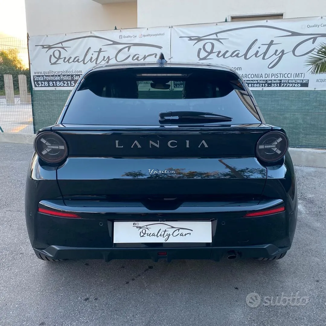 Lancia Ypsilon 2023 photo 4