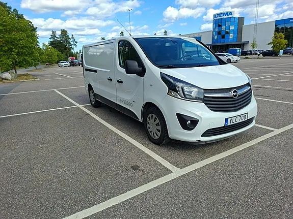 Opel Vivaro 2017 photo 2