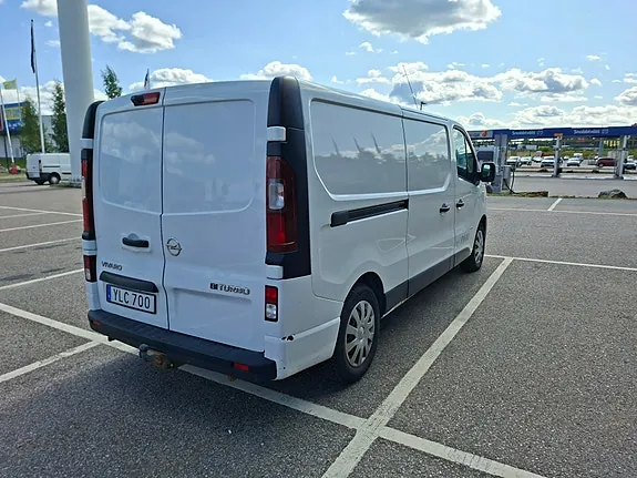 Opel Vivaro 2017 photo 3