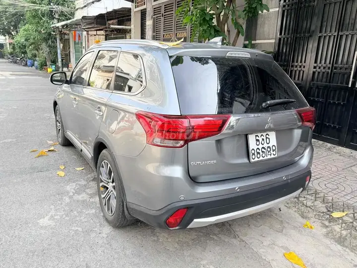 Mitsubishi Outlander 2019 photo 5