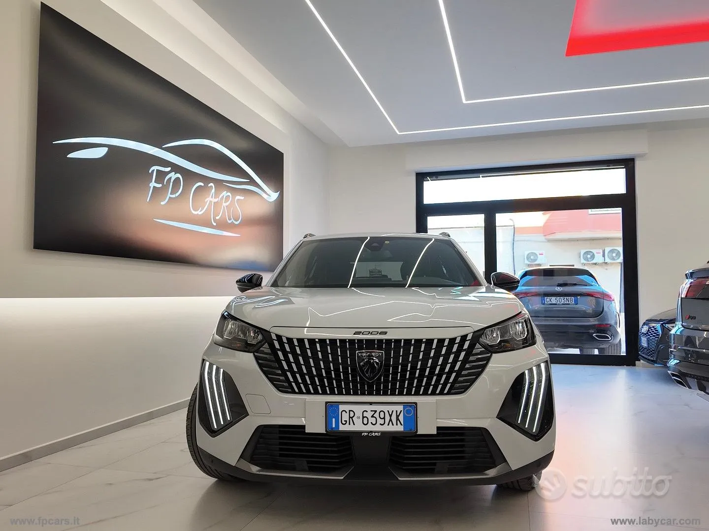 Peugeot 2008 2024 photo 2