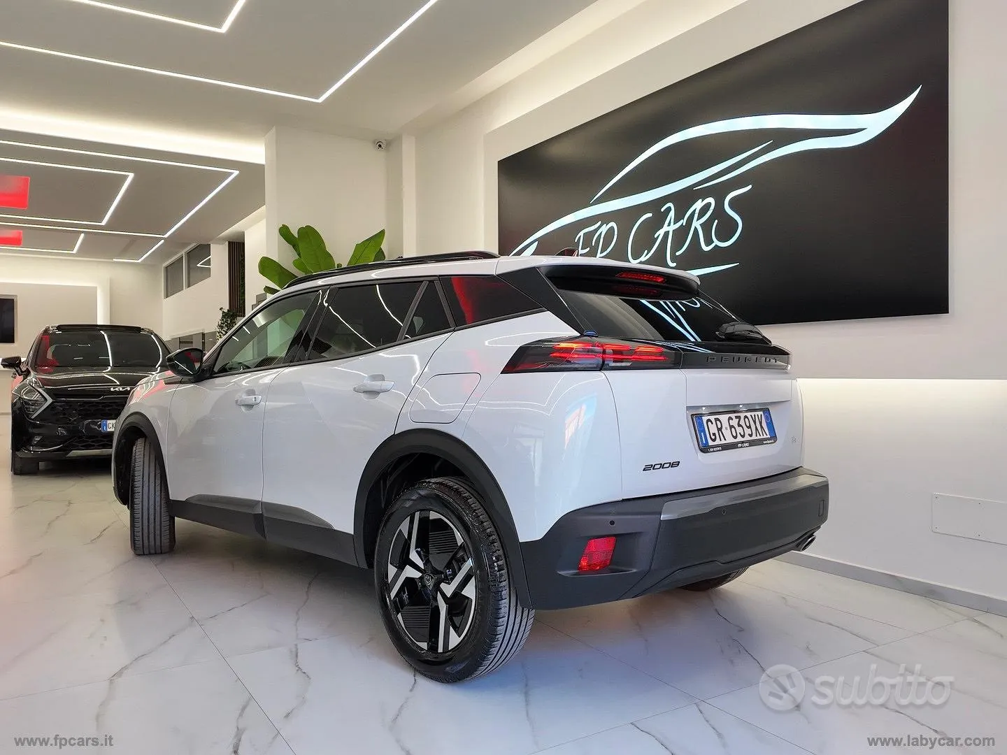 Peugeot 2008 2024 photo 4