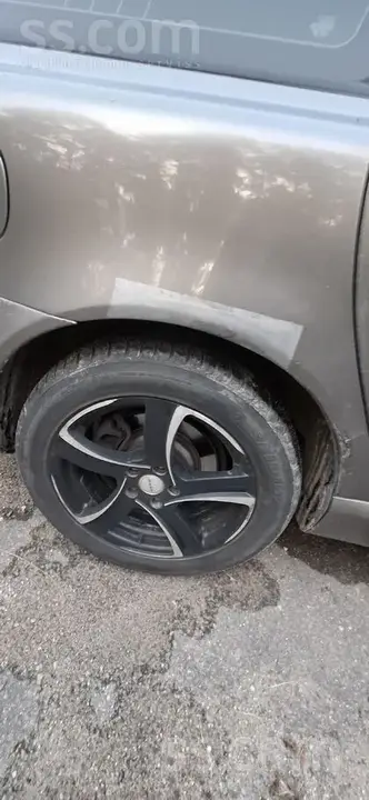 Volvo V70 2008 photo 4