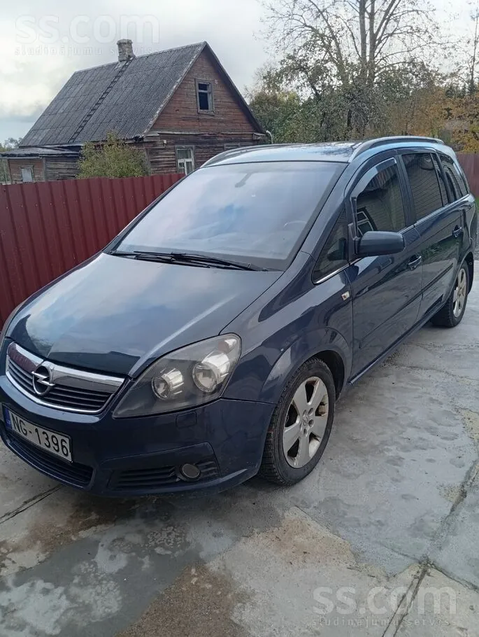 Opel Zafira 2007 photo 2