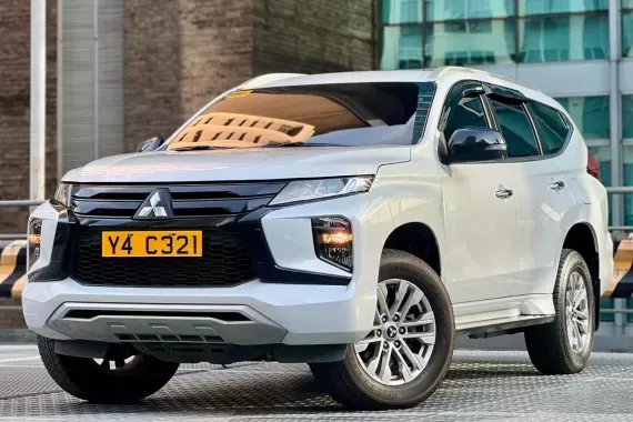 Mitsubishi Montero 2023 photo 2