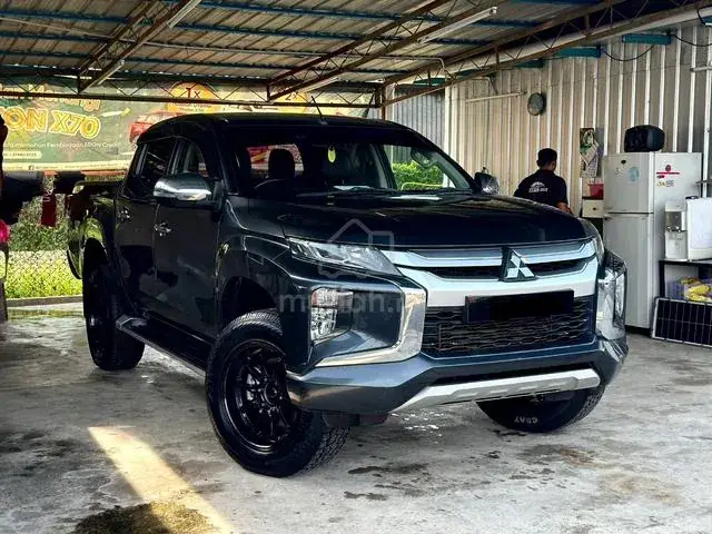Mitsubishi Triton