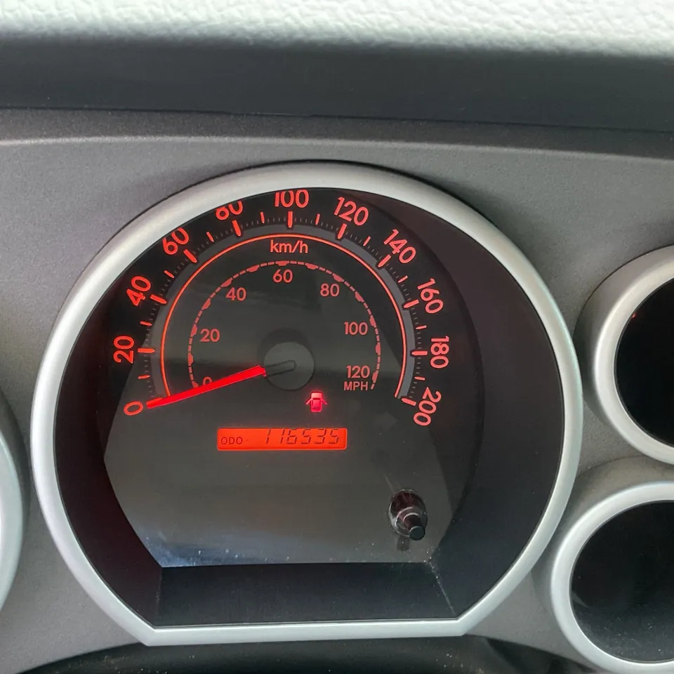 Toyota Tundra 2010 photo 2