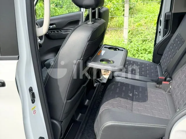 Mitsubishi Delica 2024 photo 4