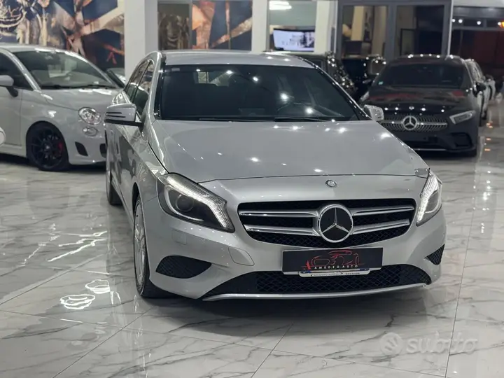 Mercedes-Benz A 200 Cdi 2013 photo 2