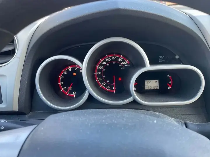 Toyota Matrix 2013 photo 2