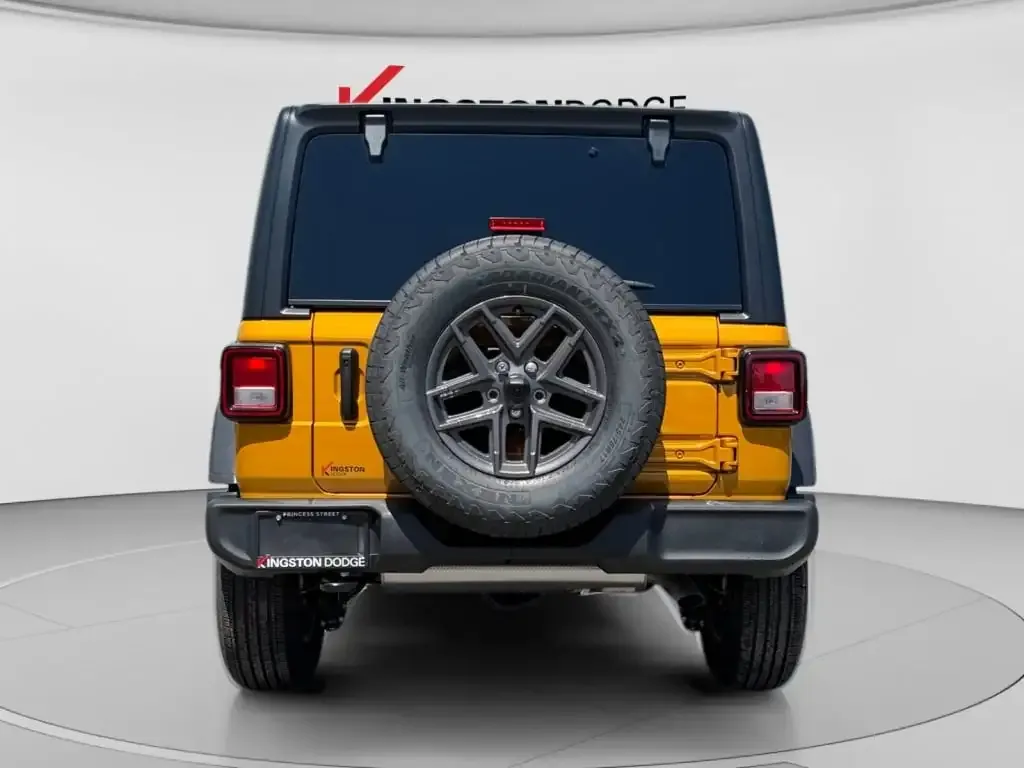 Jeep Wrangler 2026 photo 4