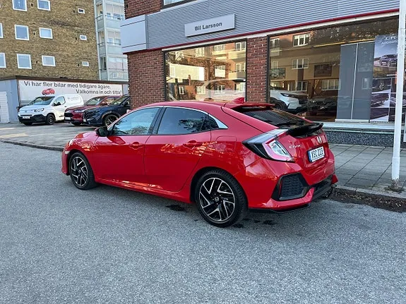 Honda Civic 2018 photo 4