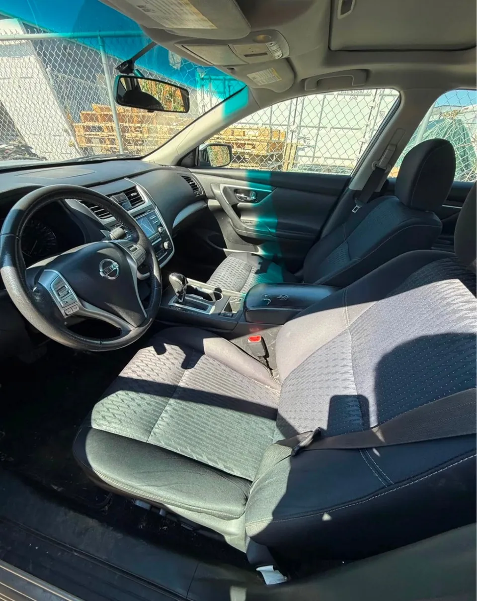 Nissan Altima 2016 photo 2